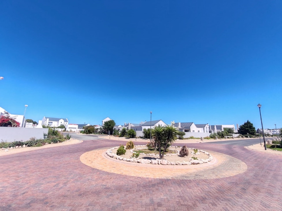 To Let 4 Bedroom Property for Rent in Laguna Sands Western Cape